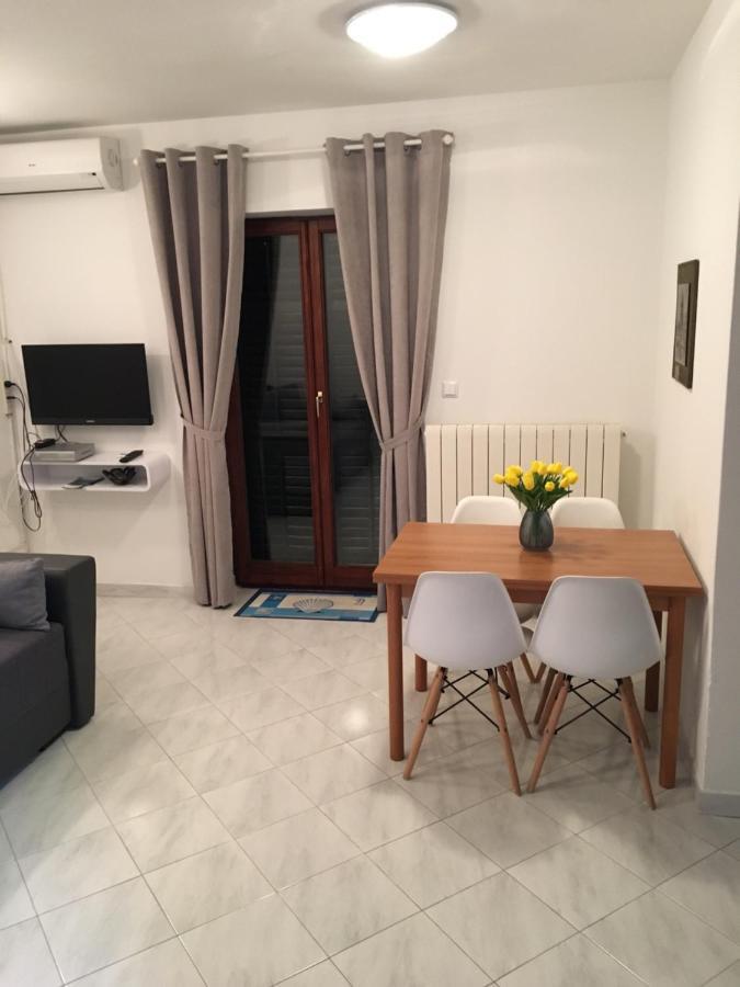 Nela Apartment Рабац Екстериор снимка